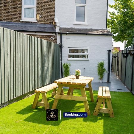 Stunning House By Ls2G Short Lets & Serviced Accommodation Greater London With Free Wifi Zewnętrze zdjęcie