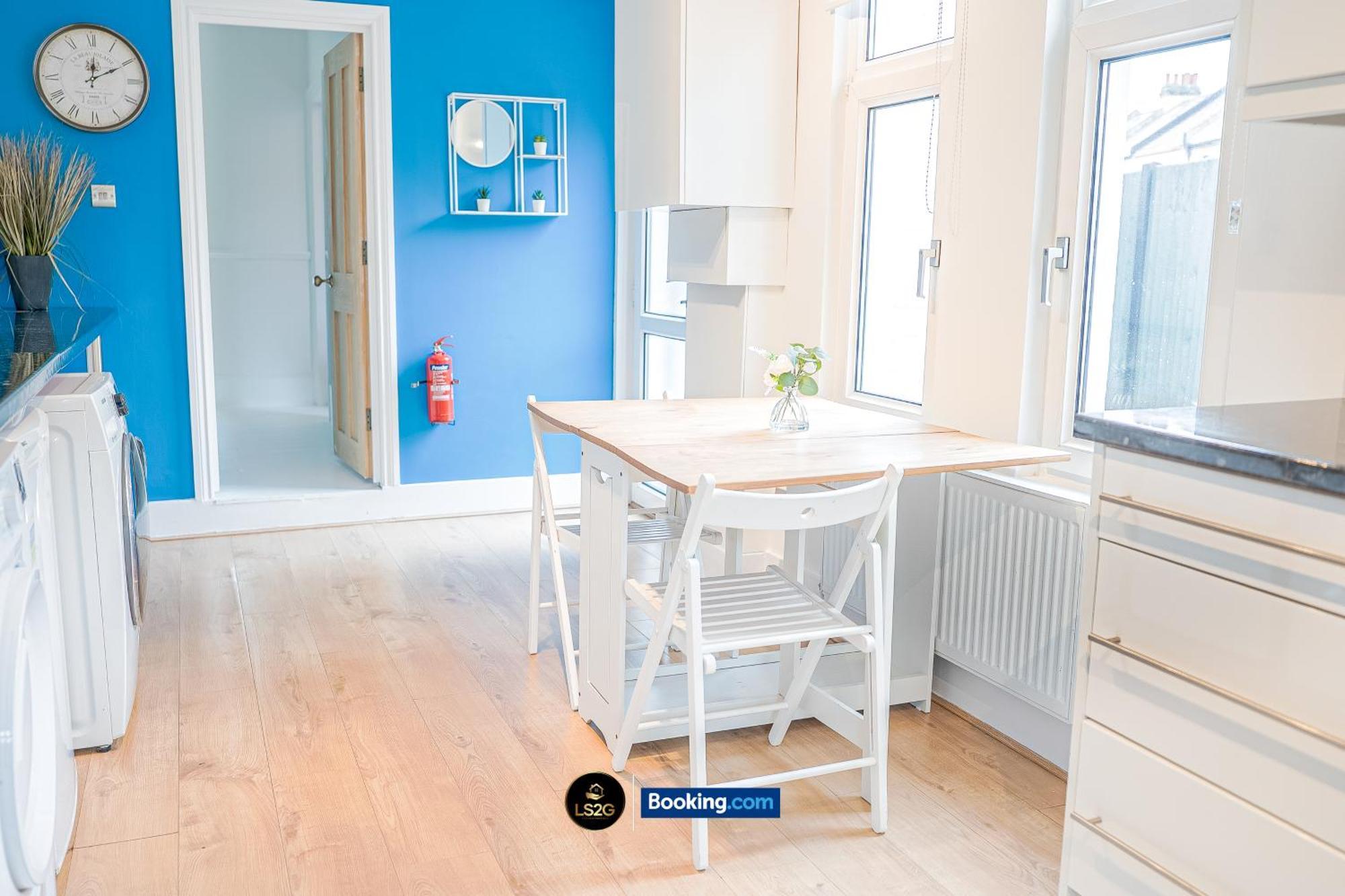 Stunning House By Ls2G Short Lets & Serviced Accommodation Greater London With Free Wifi Zewnętrze zdjęcie