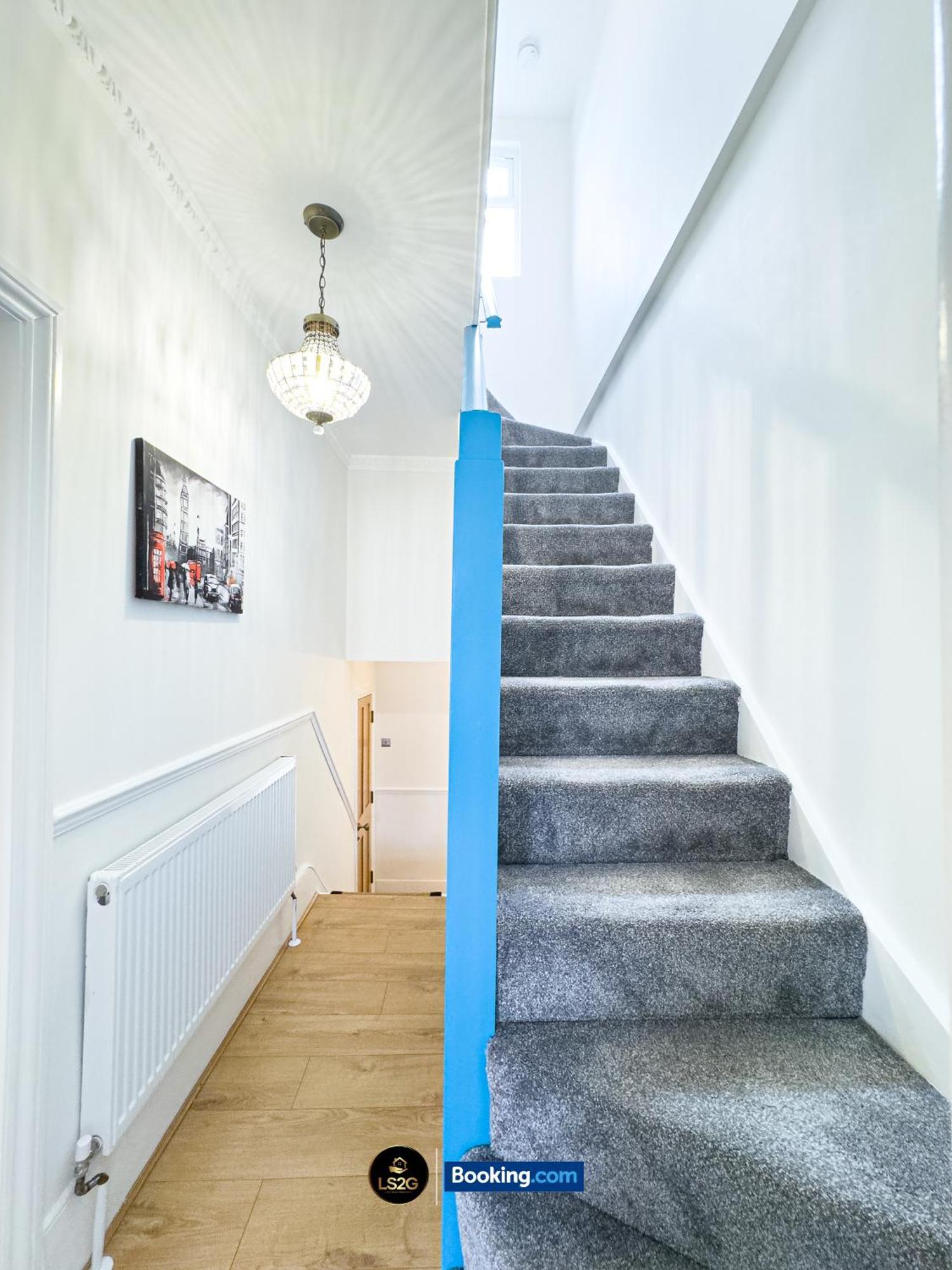 Stunning House By Ls2G Short Lets & Serviced Accommodation Greater London With Free Wifi Zewnętrze zdjęcie